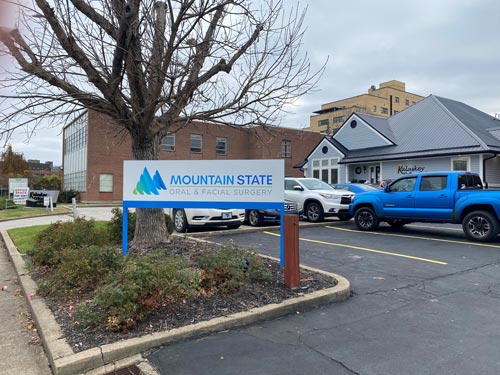 Exterior of our Charleston Mountain State Oral and Facial Surgery office